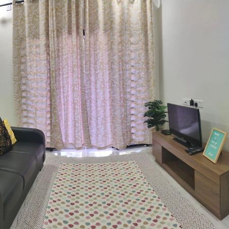 Homestay Habi Residence Kepala Batas  Exteriör bild