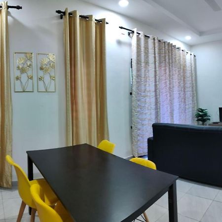 Homestay Habi Residence Kepala Batas  Exteriör bild