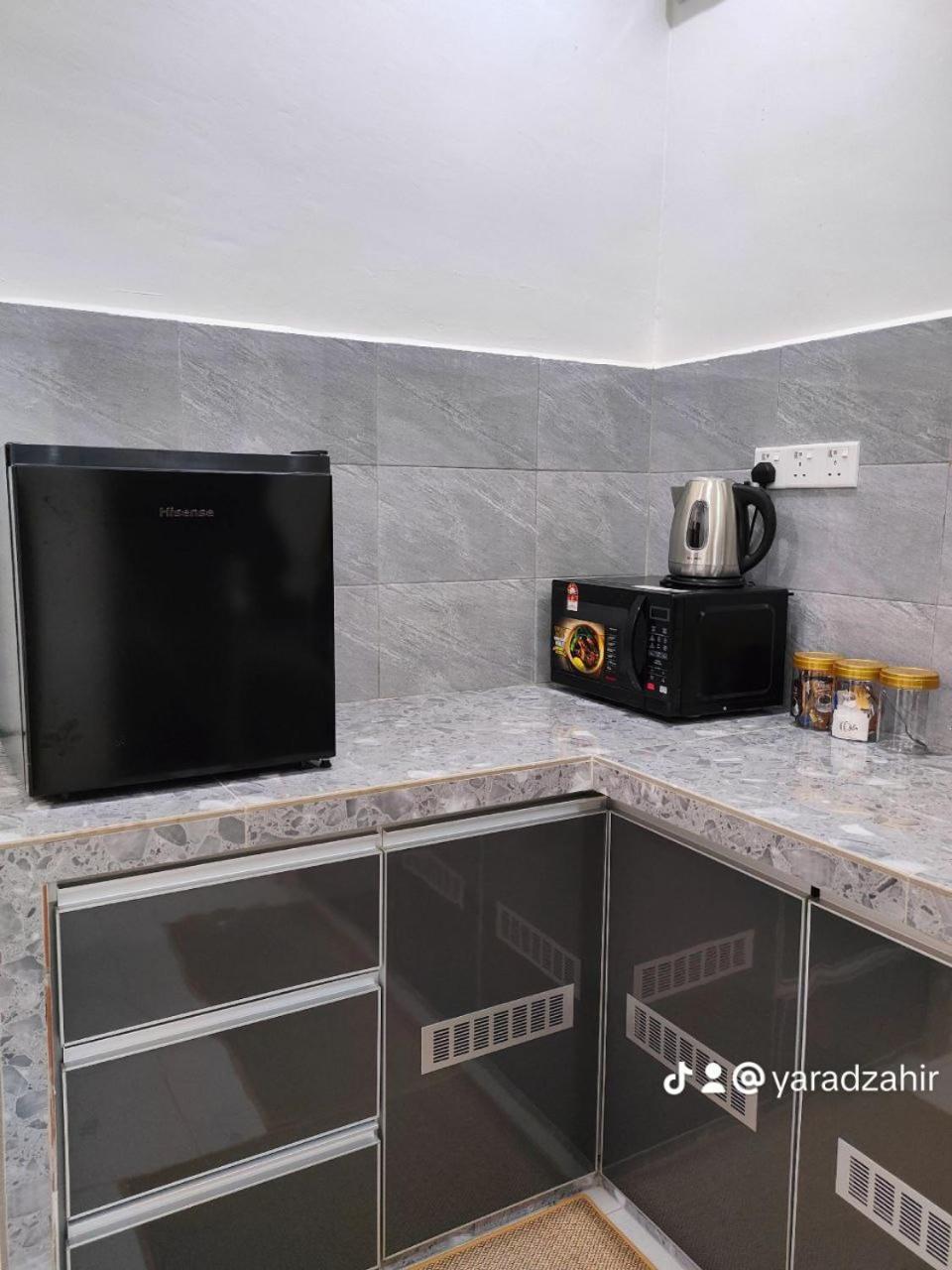 Homestay Habi Residence Kepala Batas  Exteriör bild