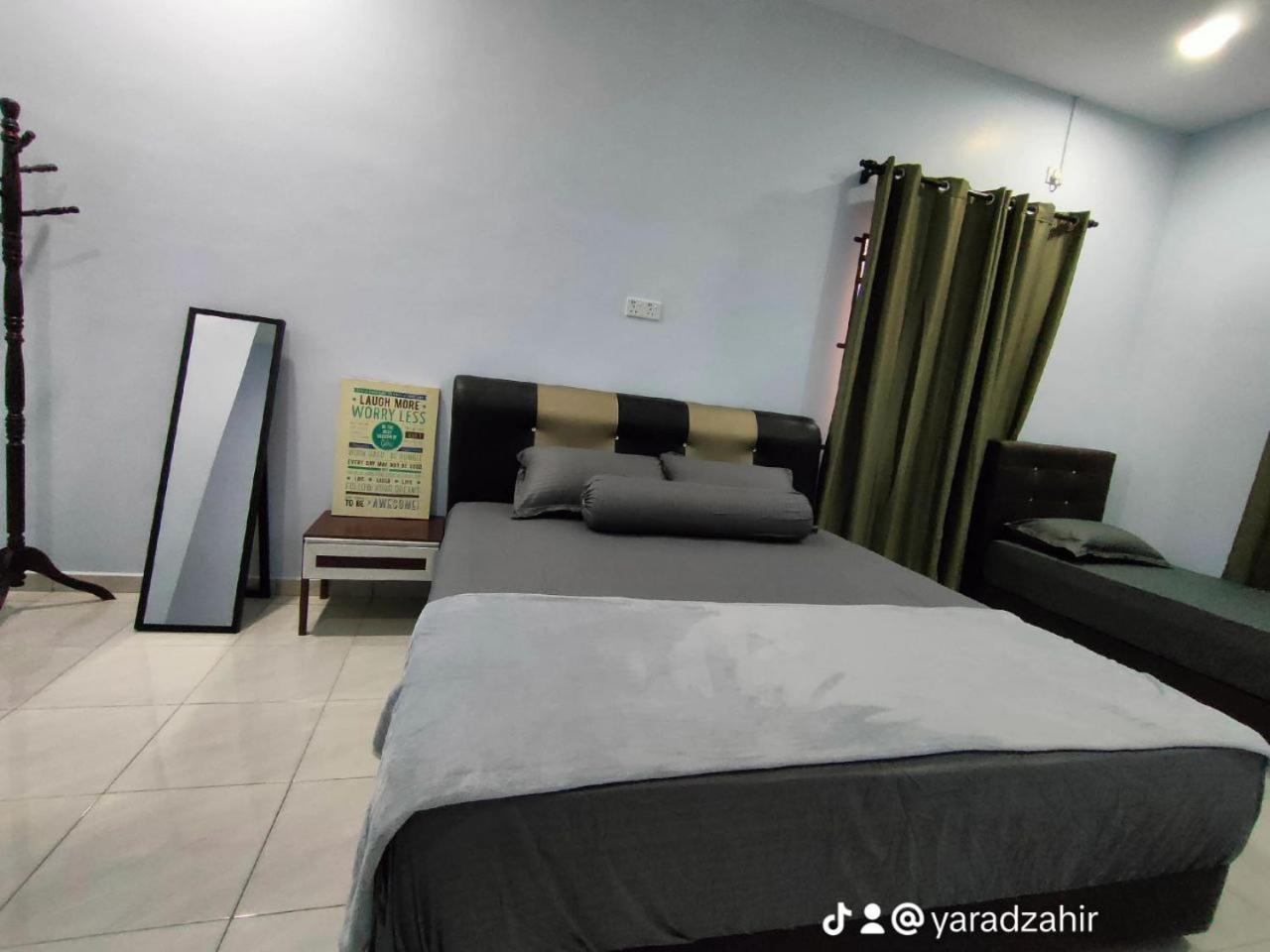 Homestay Habi Residence Kepala Batas  Exteriör bild