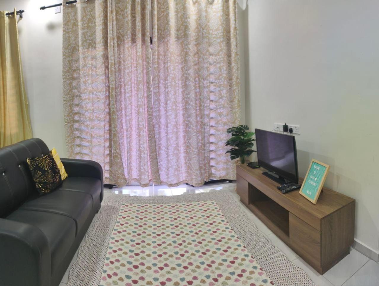 Homestay Habi Residence Kepala Batas  Exteriör bild