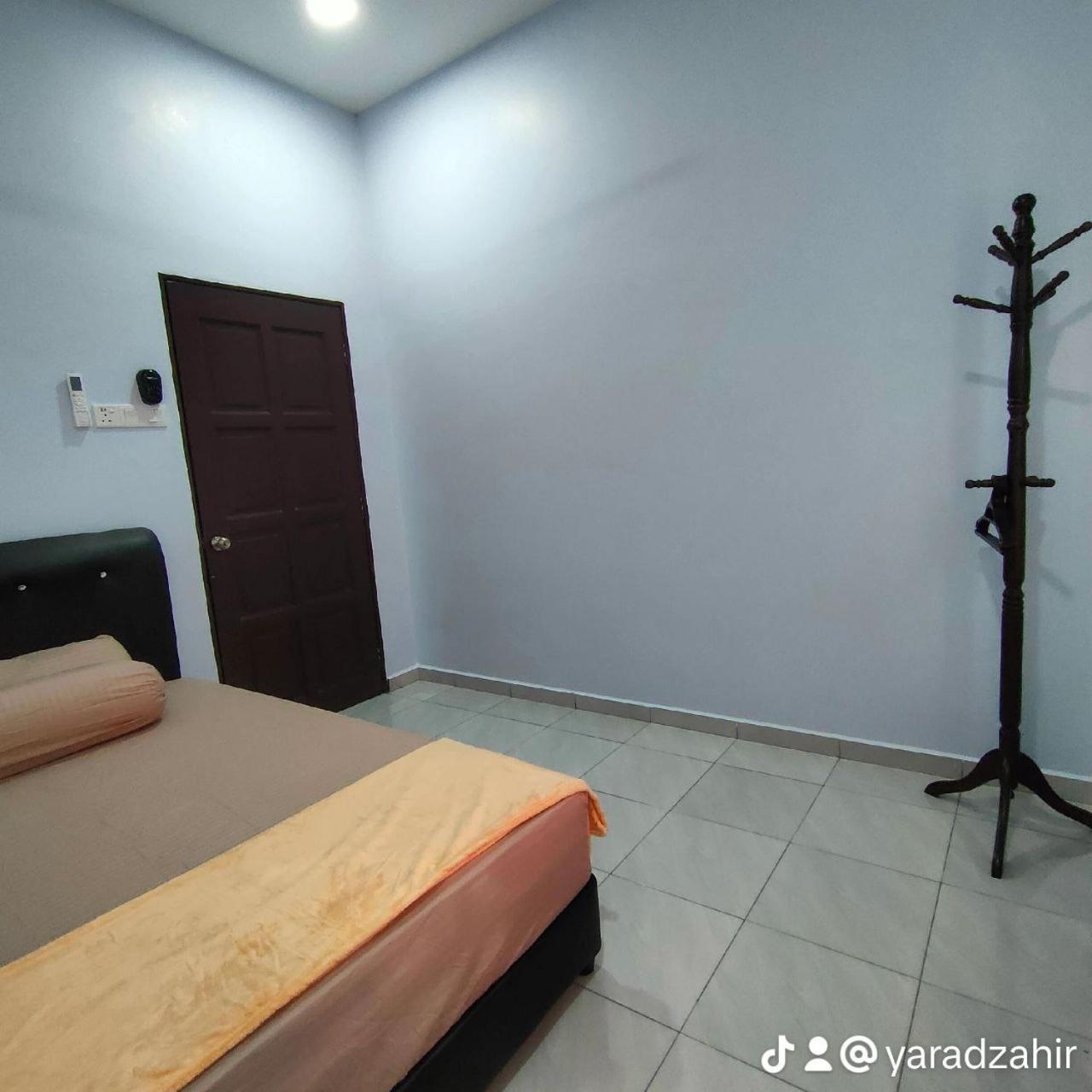 Homestay Habi Residence Kepala Batas  Exteriör bild